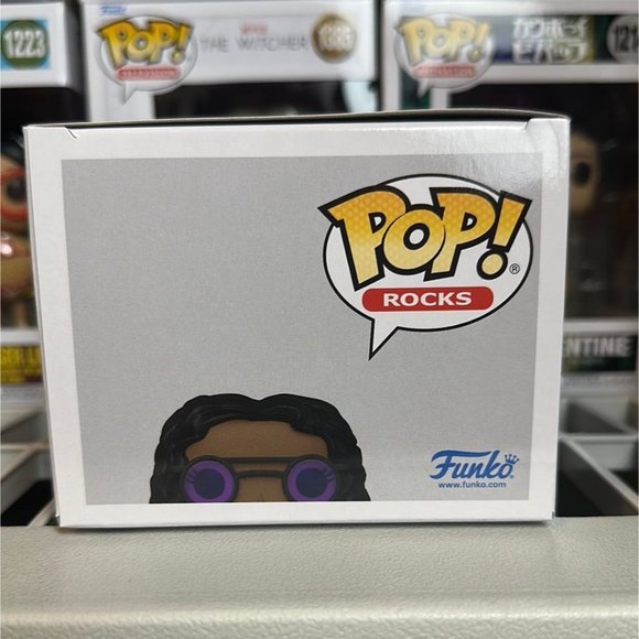 Funko POP! Rocks H.E.R. with Guitar Music Figure #295! - Picture 6 of 7
